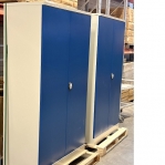 EXTRA STORT Plåtskåp 4 hyllor, 1950x1100x550 Mindre fraktskador